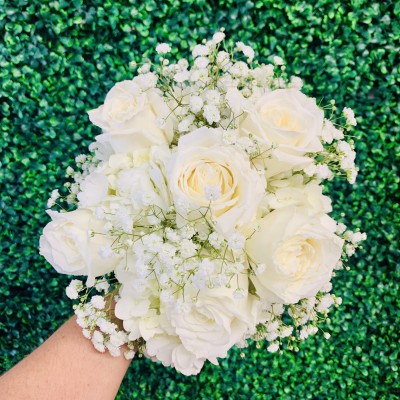 1/2 Dozen Rose and Babies Breath Bouquet