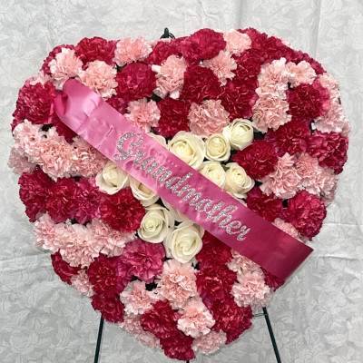Rose and carnations heart stand up spray