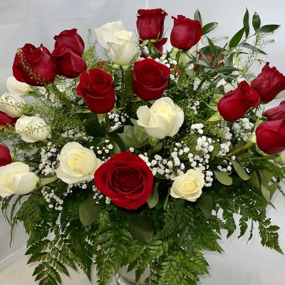 35 Red and White Roses