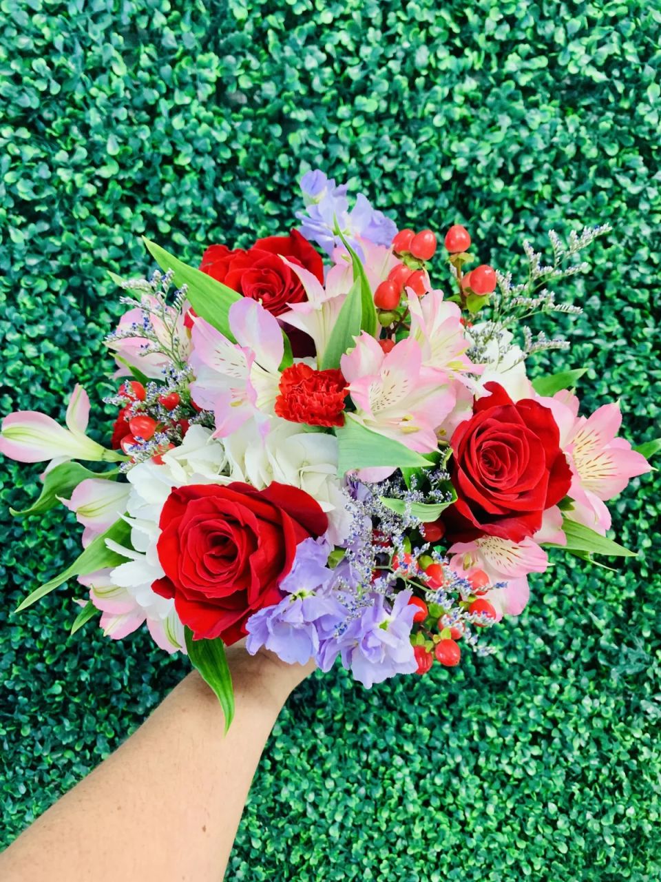 3 Red Rose Bouquet — Alabaster Florist